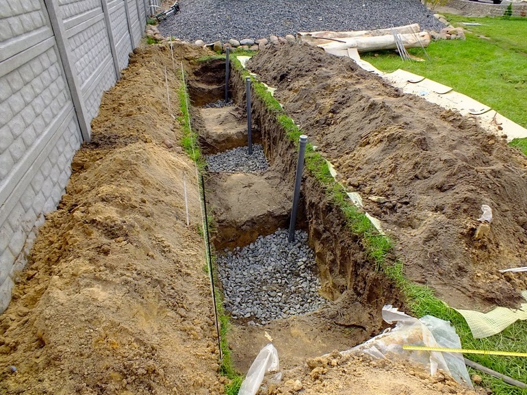 Preparing a place for planting grapes