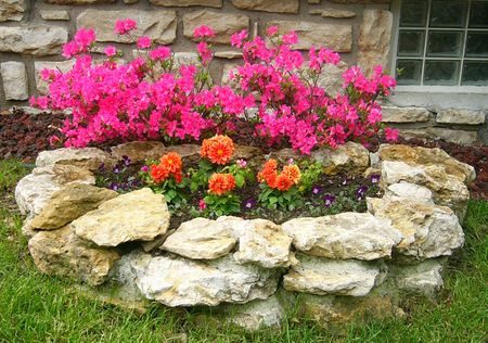 stones border