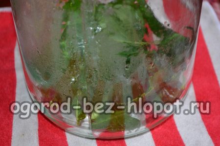 Put spices in a jar