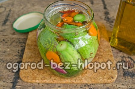 Pour cucumbers