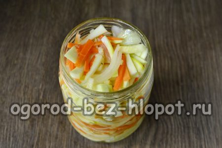 Salad in a jar