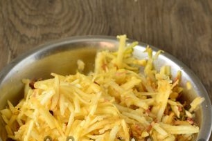 grated apples