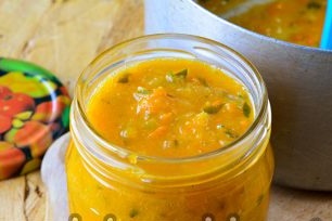 put caviar in prepared cans