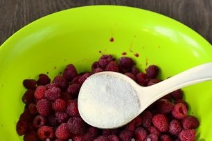 sprinkle with sugar
