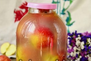 soaked apples for the winter