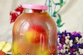 Soaked apples