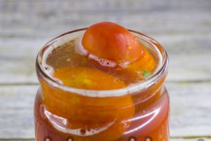 pour juice