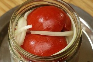 fill the jar with vegetables