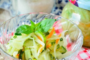 ready-made salad 