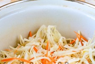 chop cabbage