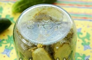 turn the jar over