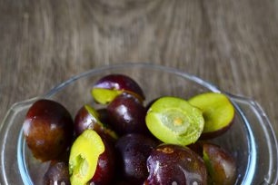prepare plums