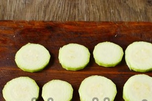 zucchini slices