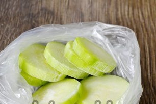 zucchini in the package