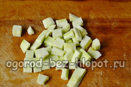 chop zucchini