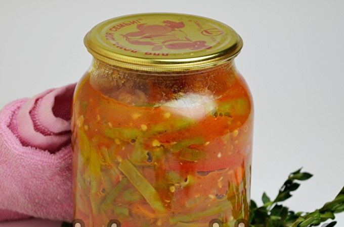 lecho with green beans