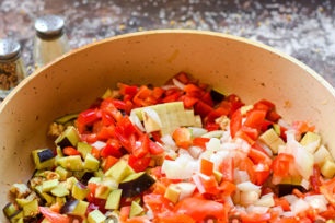 Cook in a pan for 25 minutes.