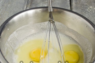 beat eggs