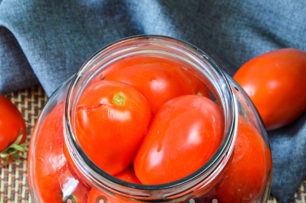 fill with tomatoes