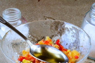 chop vegetables for pouring