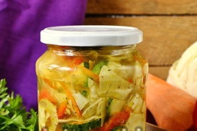 coleslaw with vegetables