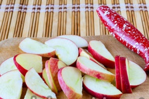 chopped apples