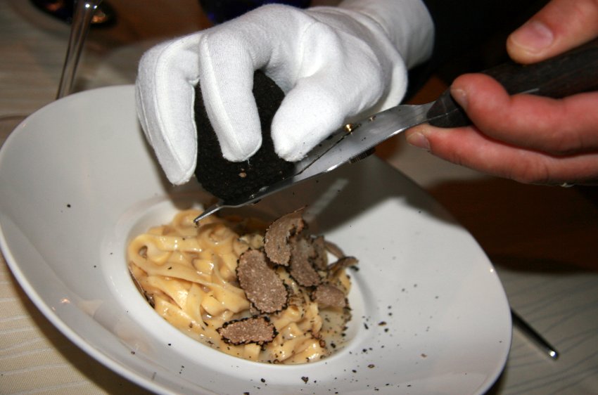 Truffle as a dish decoration