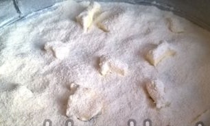 pour half dry mixture
