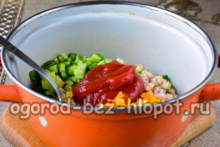 add tomato paste and vegetable oil