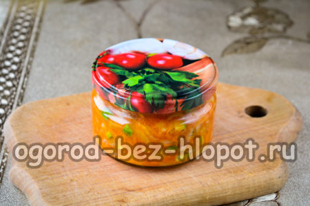 close the jars with lids