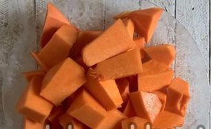chop pumpkin