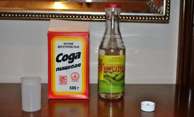 Soda and vinegar bath
