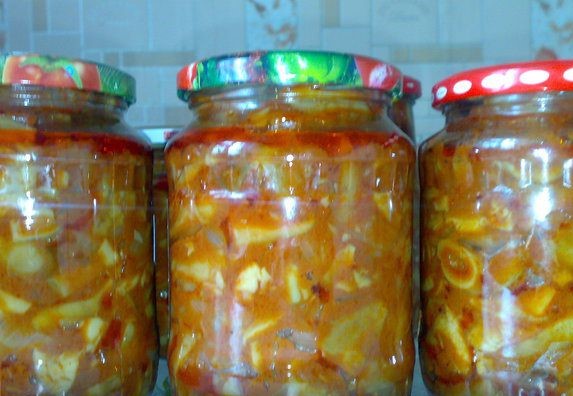 Mushrooms in Tomato Sauce