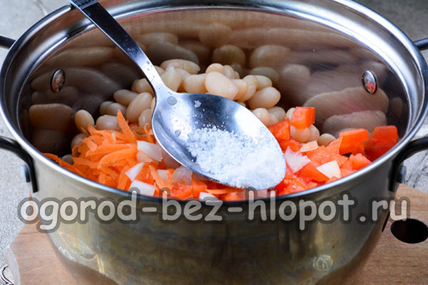 mix the ingredients, salt