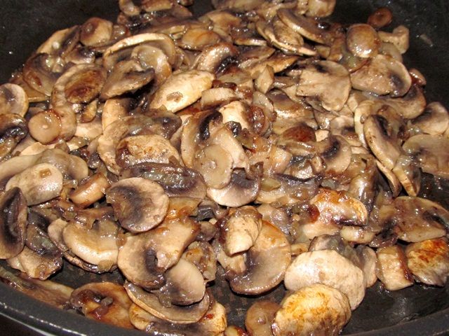 Fried champignons