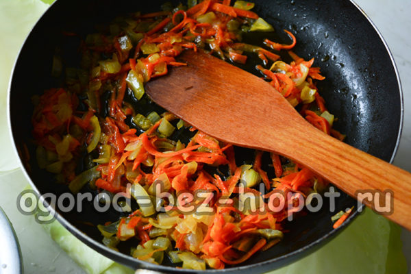 fry onions and carrots