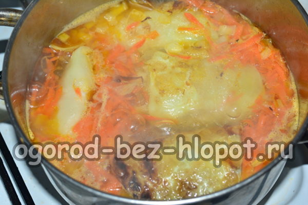 shift vegetables to cabbage rolls, add water