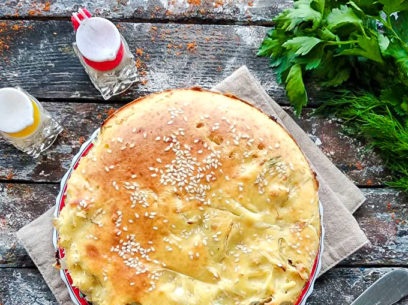 put the cabbage pie on the dish
