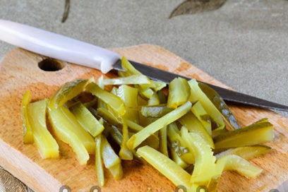 strip cucumbers
