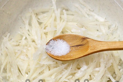 to salt