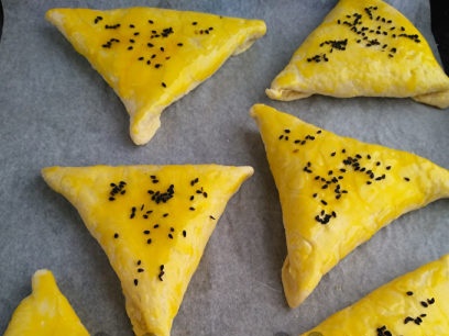 sprinkle with sesame seeds