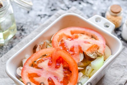 layer of tomatoes