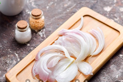 chop onion
