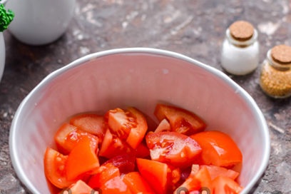 chopped tomatoes