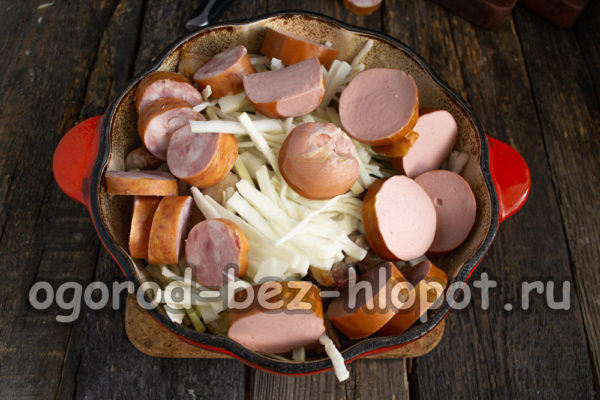 add smoked sausage and sausages