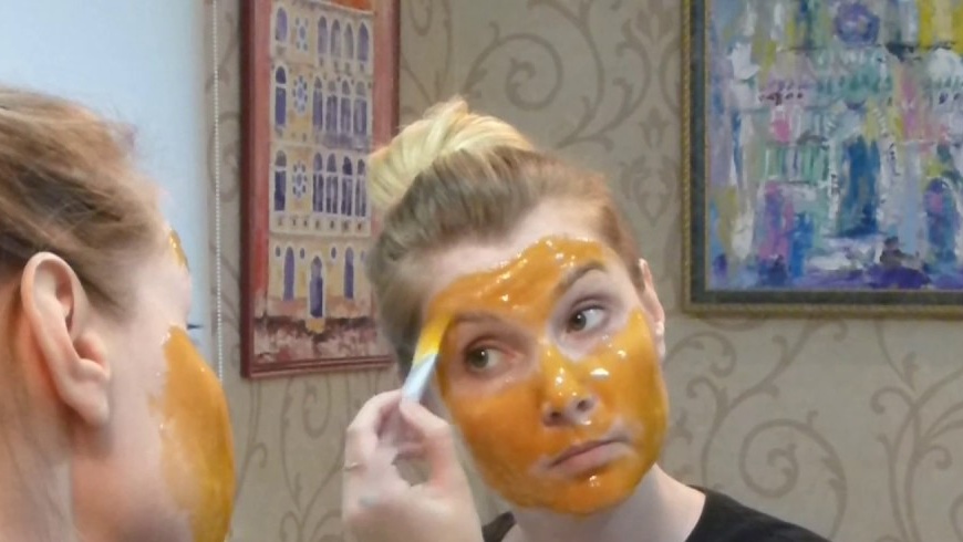 Honey mask