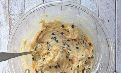 mix blueberries with dough