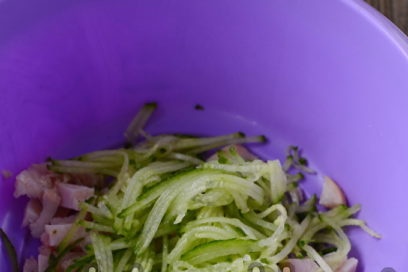 grate cucumber