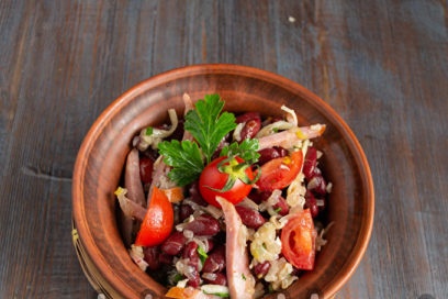 garnish with herbs and tomatoes