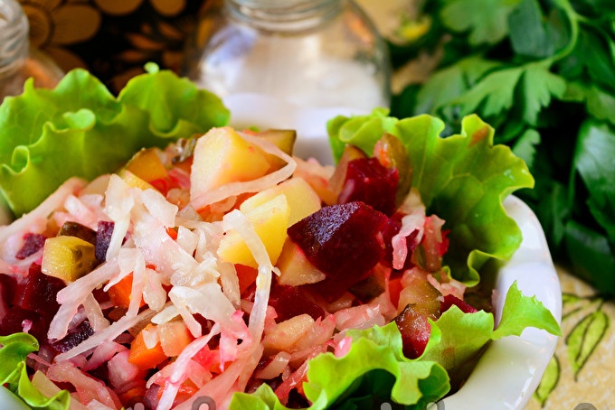 classic vinaigrette with sauerkraut
